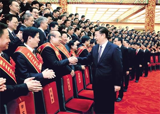 坚持走中国特色社会主义社会治理之路 确保人民安居乐业社会安定有序